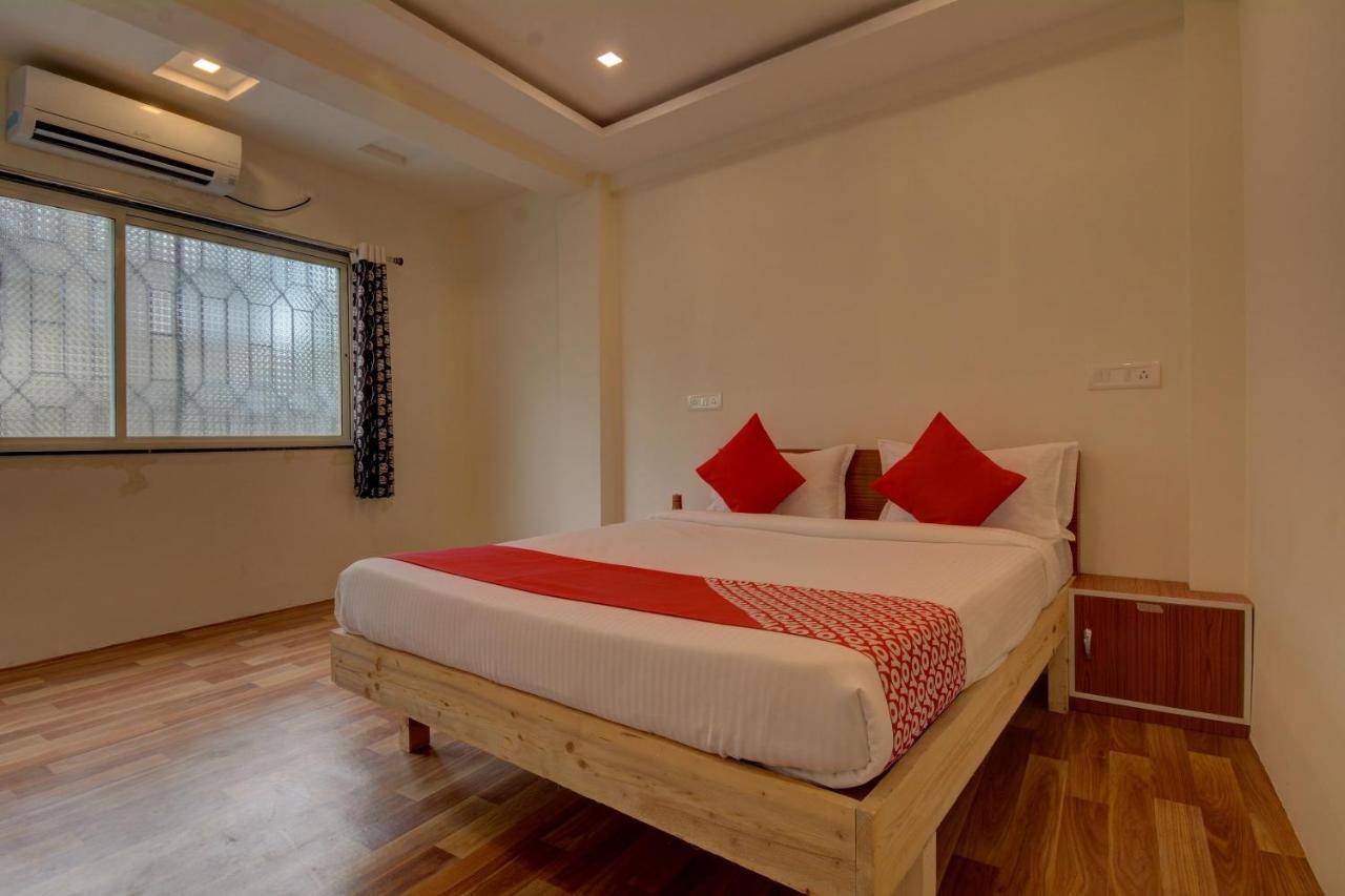 Oyo Flagship 47178 Pakko Inn Poona Buitenkant foto
